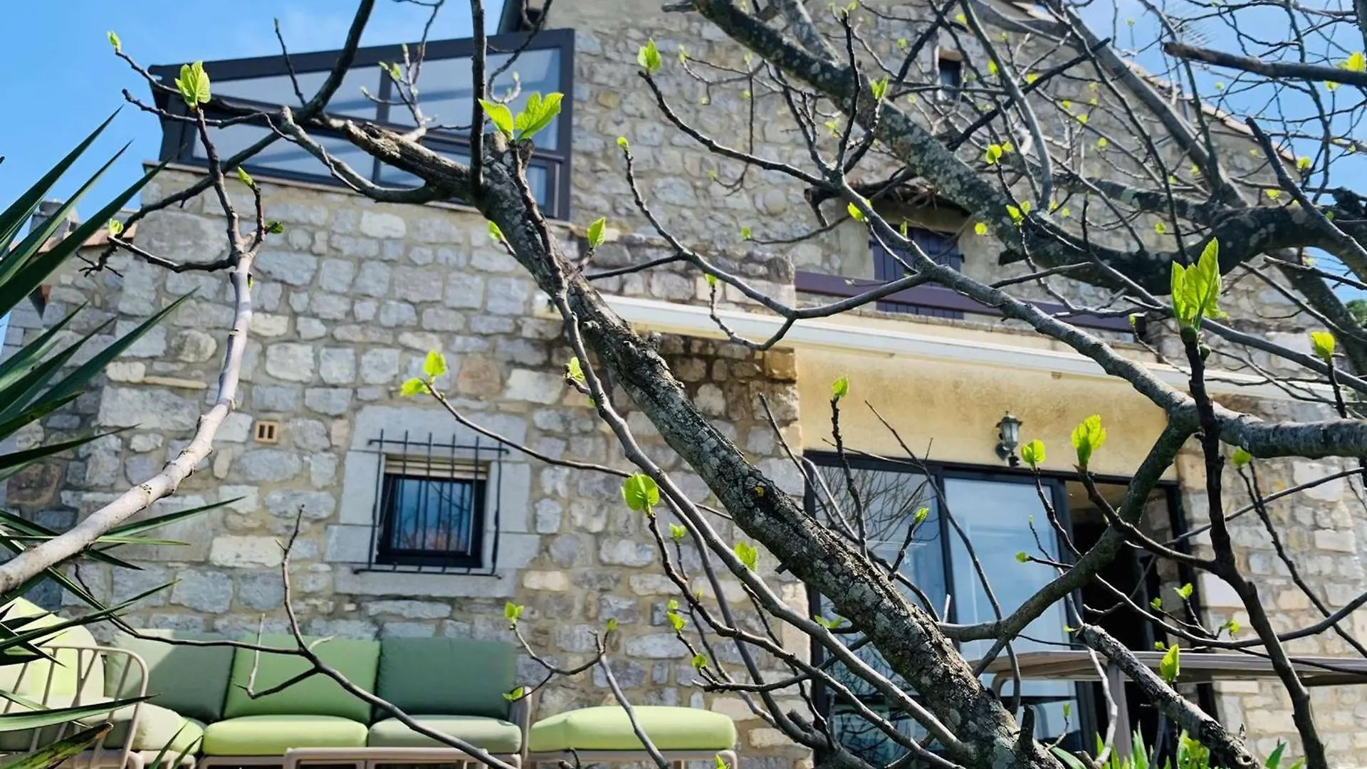 Charmante Maison En Pierres Avec Jardin, Wifi, Pour 6 Personnes - Sud Ardeche - Fr-1-382-217 Sampzon 0*,